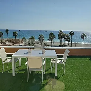  Apartamento Coqueto Estudio-ático En Primera Línea De Playa Con Preciosas Vistas Al Mar España
