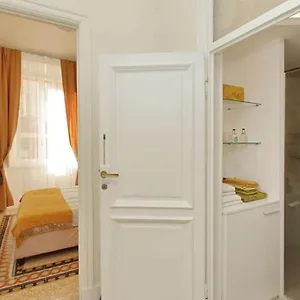 Elegant In The Heart Of Rome-navona Area Apartamento